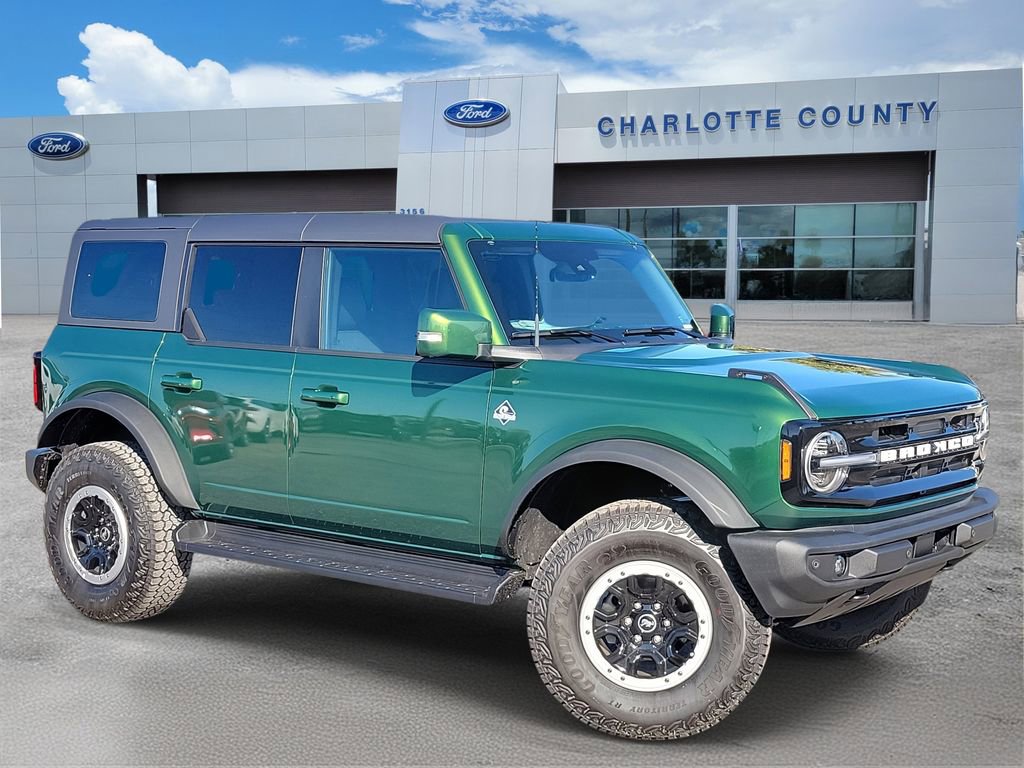 New 2025 Ford Bronco Outer Banks w/ Sasquatch Package AWD/4WD image 1