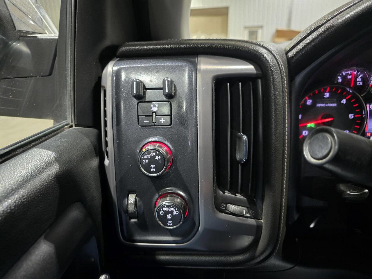 Used 2015 GMC Sierra 1500 SLE w/ All-Terrain Package image 41