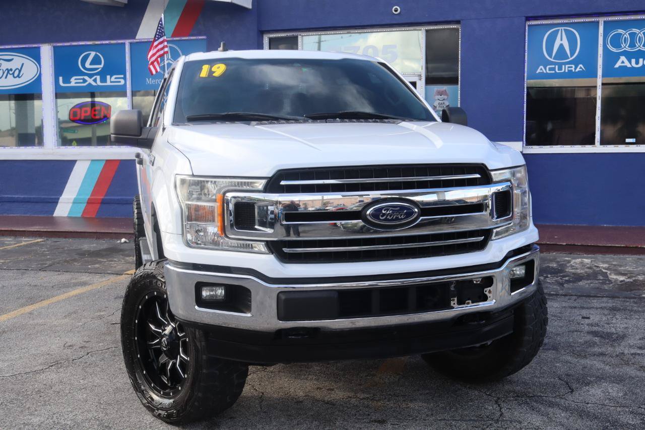 Used 2019 Ford F150 XLT w/ Trailer Tow Package AWD/4WD image 2