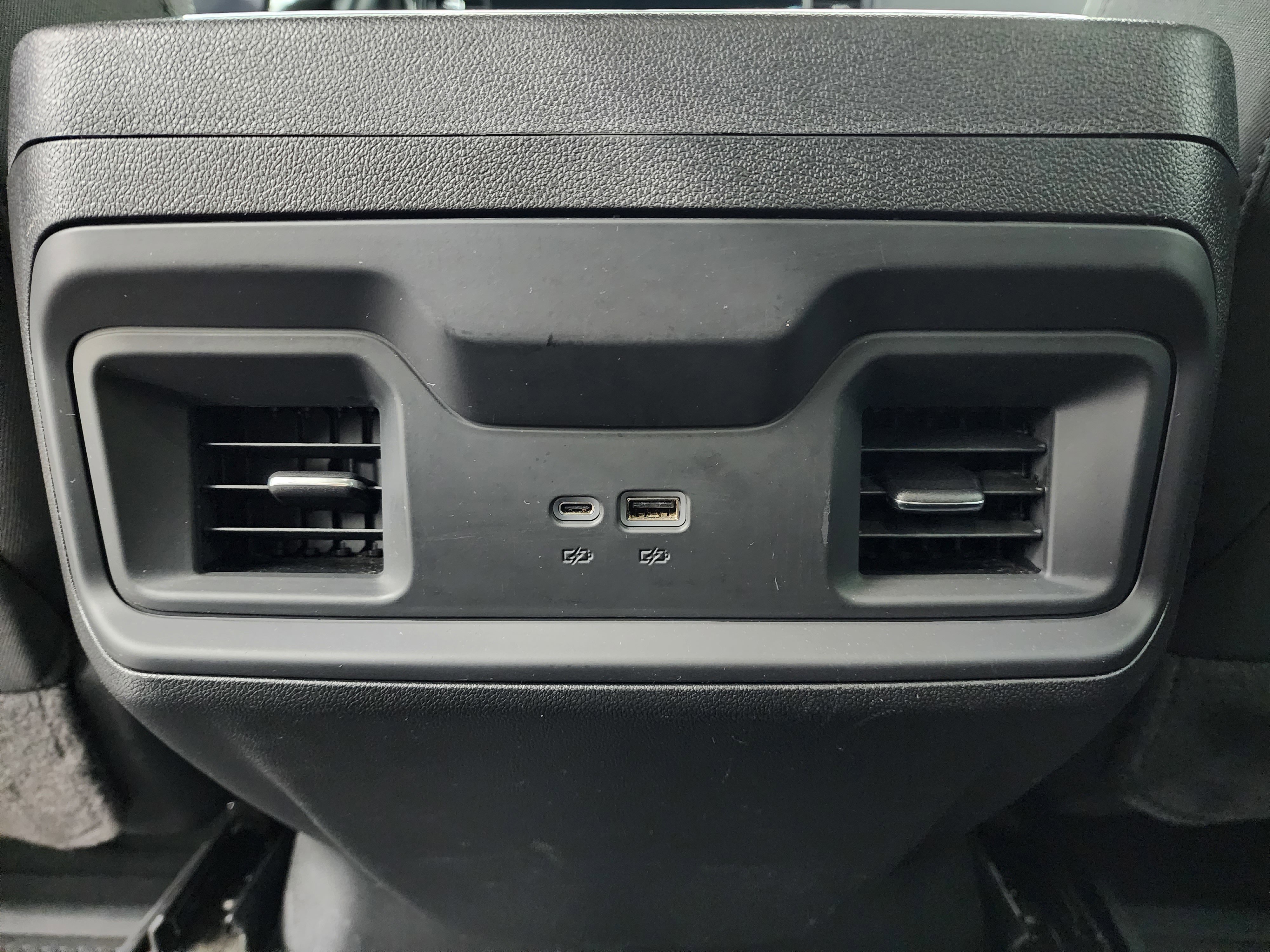 Used 2024 Chevrolet Silverado 3500 LT w/ Convenience Package image 41