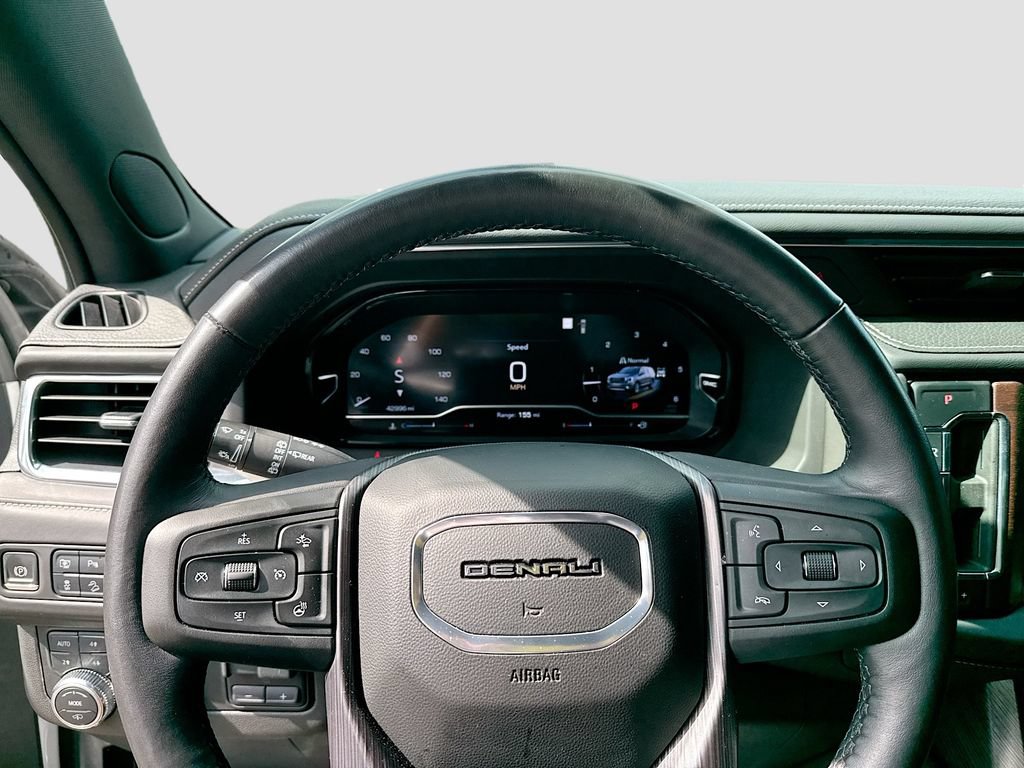 Used 2023 GMC Yukon Denali Ultimate AWD/4WD image 15