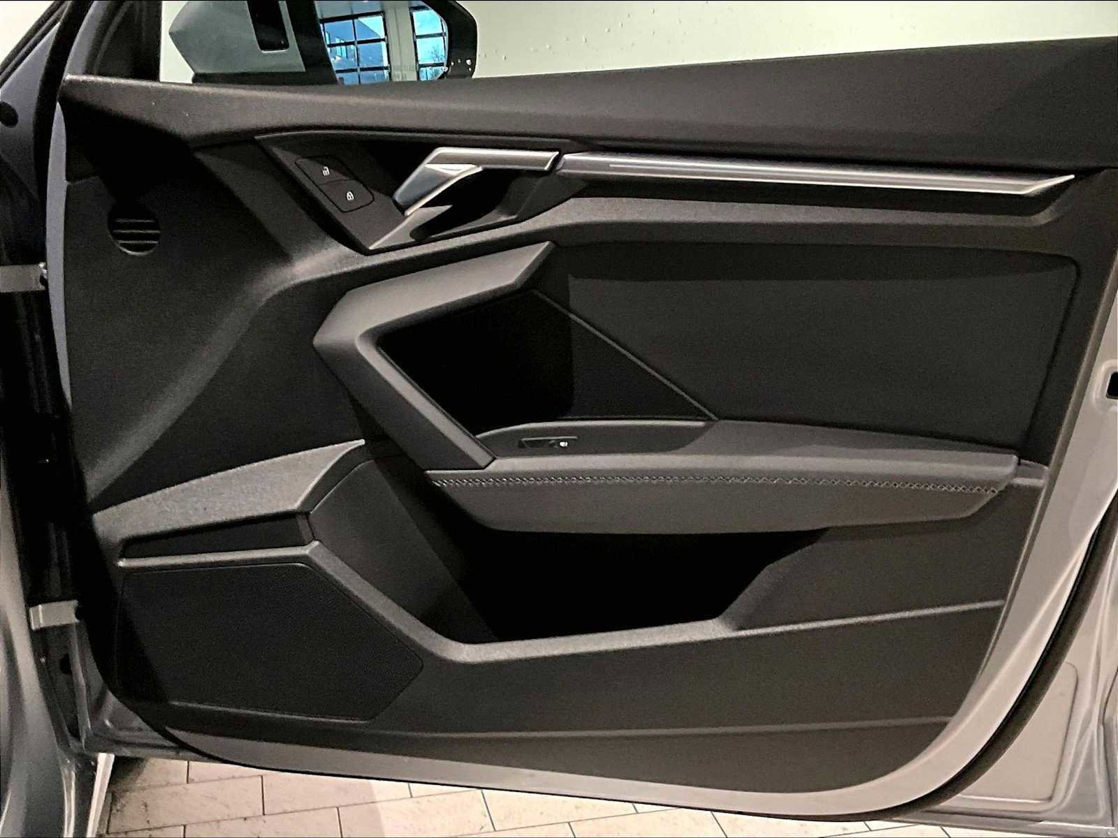 Used 2024 Audi A3 2.0T Premium Plus image 27