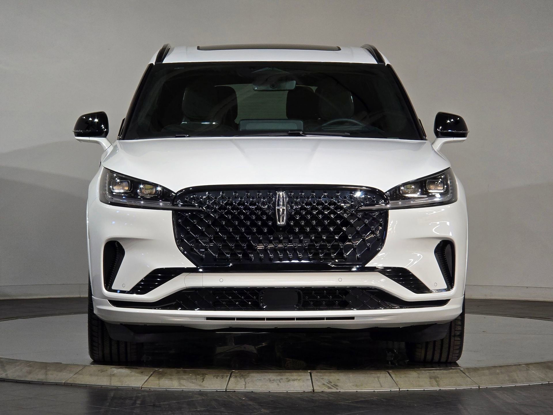 New 2026 Lincoln Aviator Black Label w/ Jet Appearance Package video 3