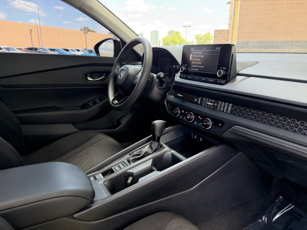 Used 2025 Honda Accord SE image 36