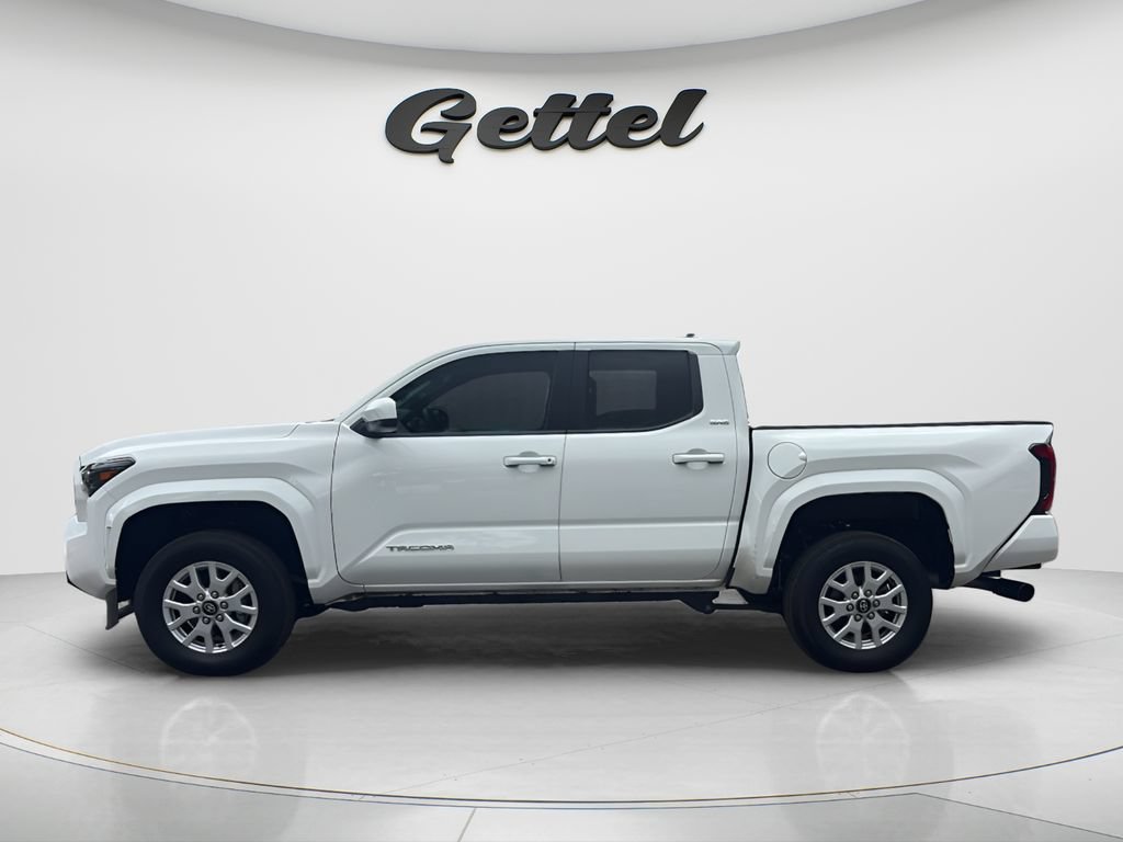 Used 2024 Toyota Tacoma SR5 RWD image 8