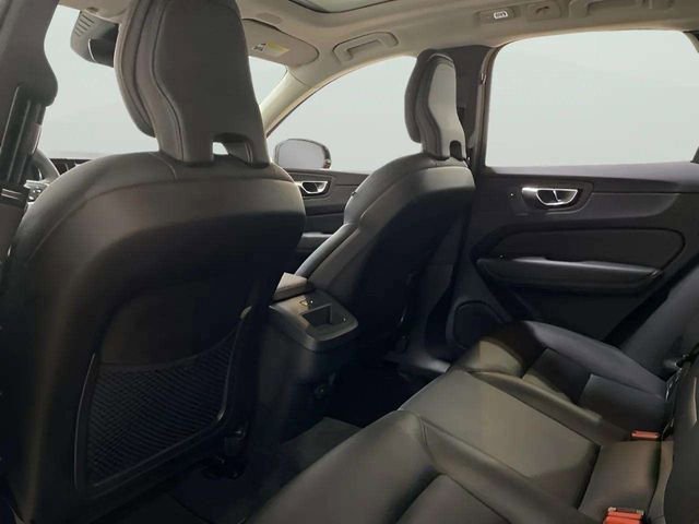 Used 2025 Volvo XC60 B5 Core AWD/4WD image 65