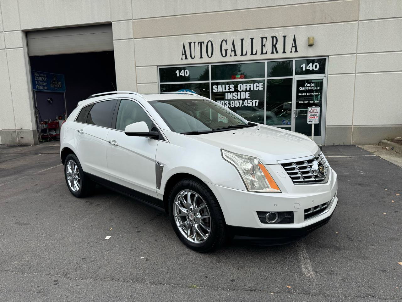 Used 2013 Cadillac SRX Premium AWD/4WD image 3