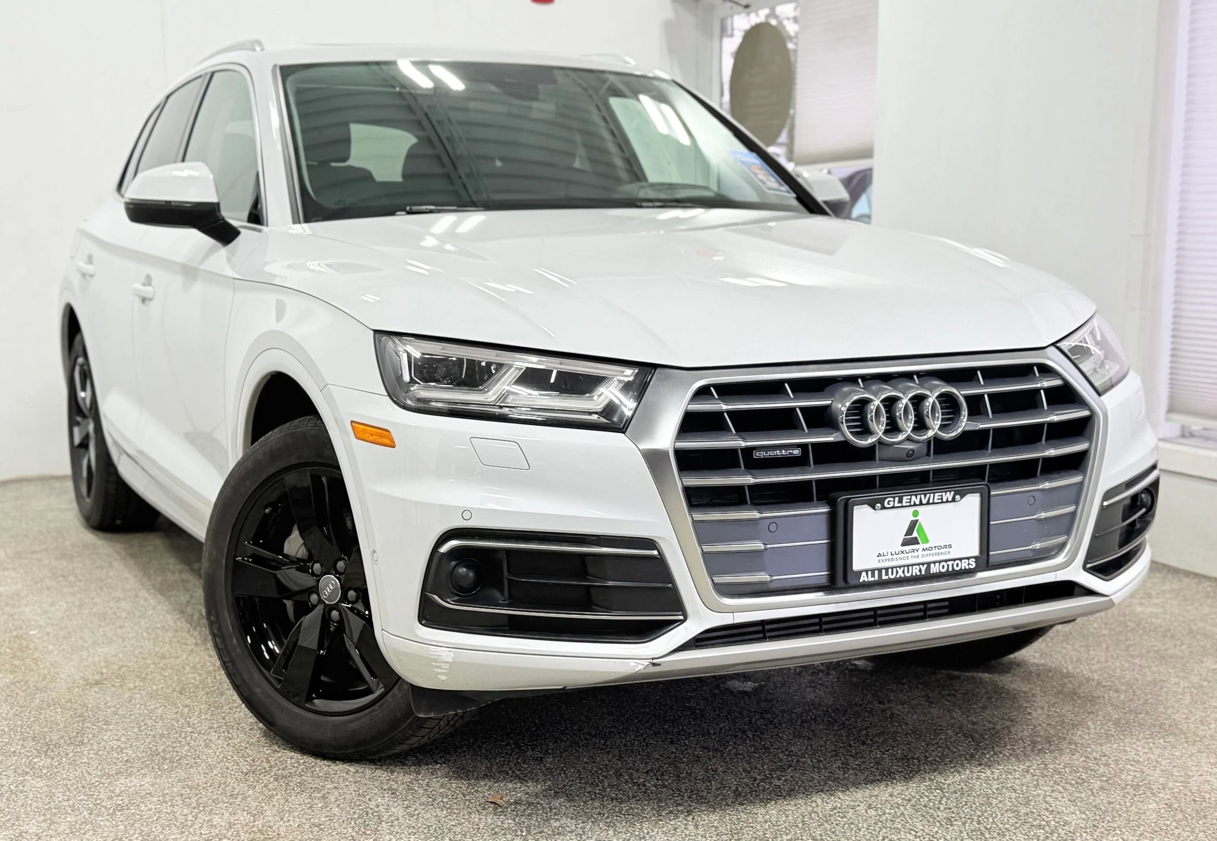 Used 2019 Audi Q5 Prestige AWD/4WD image 3