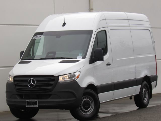 Used 2025 Mercedes-Benz Sprinter 2500 image 1