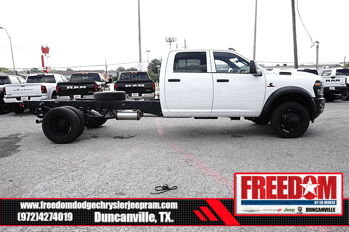 New 2026 RAM 4500 Tradesman w/ Cold Weather Group AWD/4WD image 6