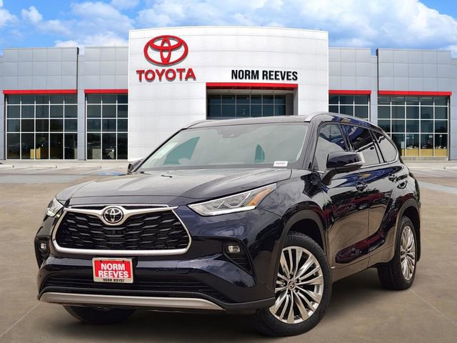 New 2026 Toyota Highlander Platinum