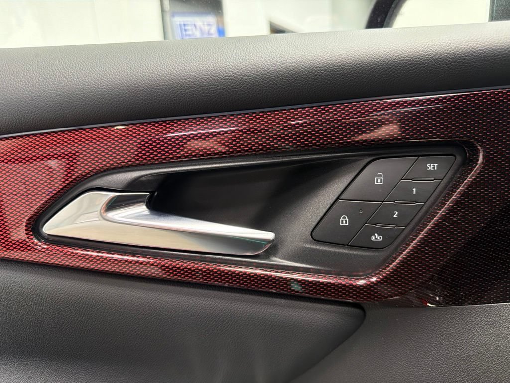 Used 2026 Chevrolet Traverse RS w/ LPO, Floor Liner Package AWD/4WD image 26