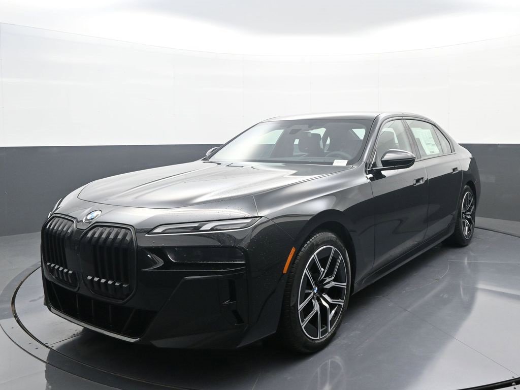 New 2026 BMW 740i xDrive