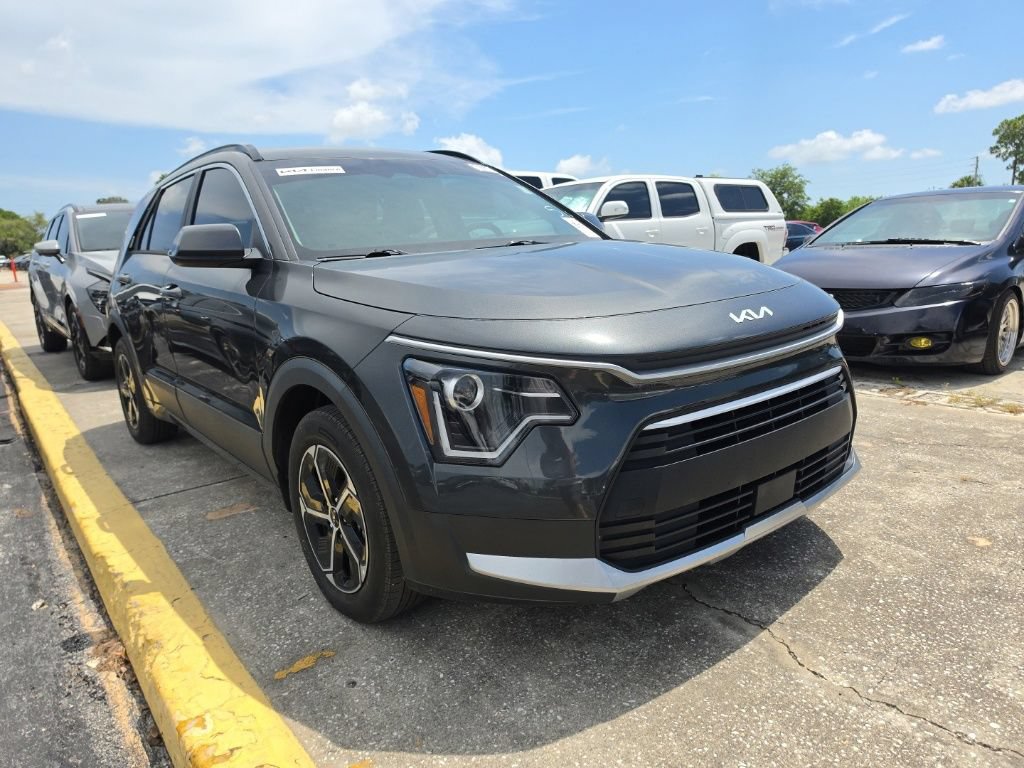 Certified 2024 Kia Niro EX FWD image 1