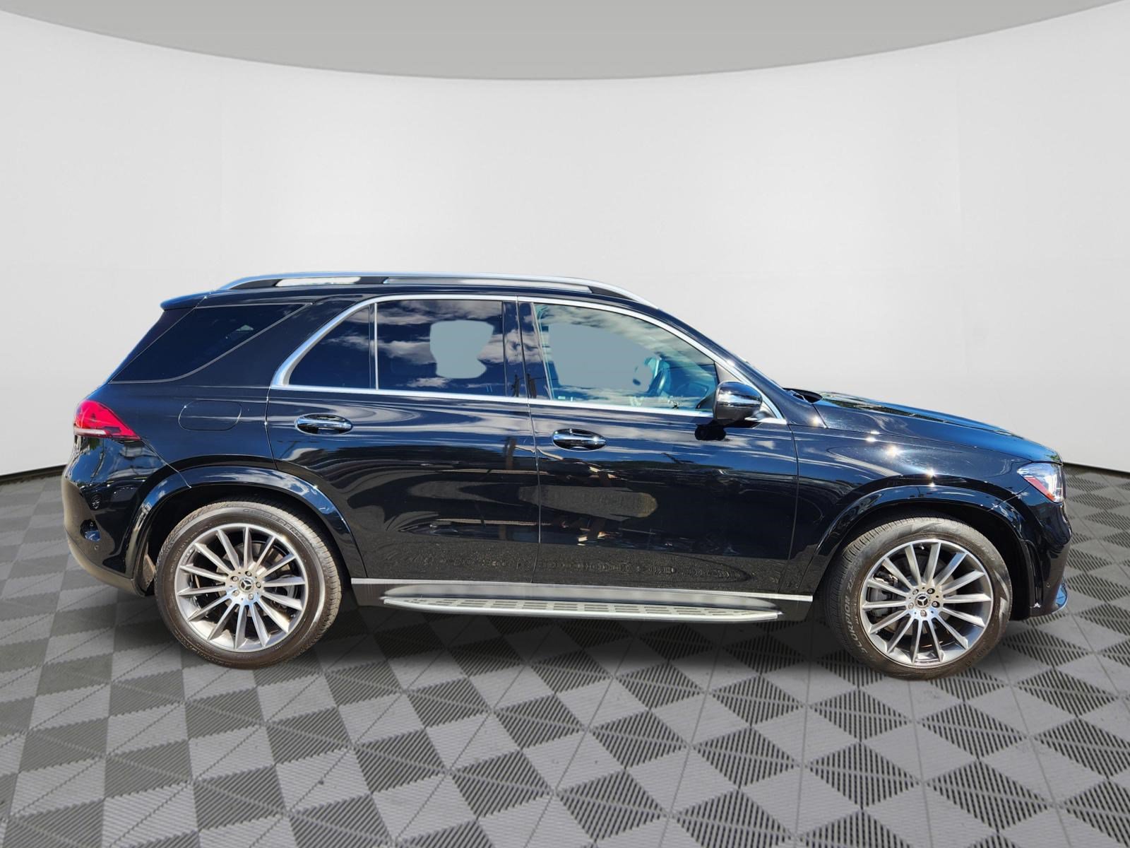 Used 2023 Mercedes-Benz GLE 450 4MATIC image 6