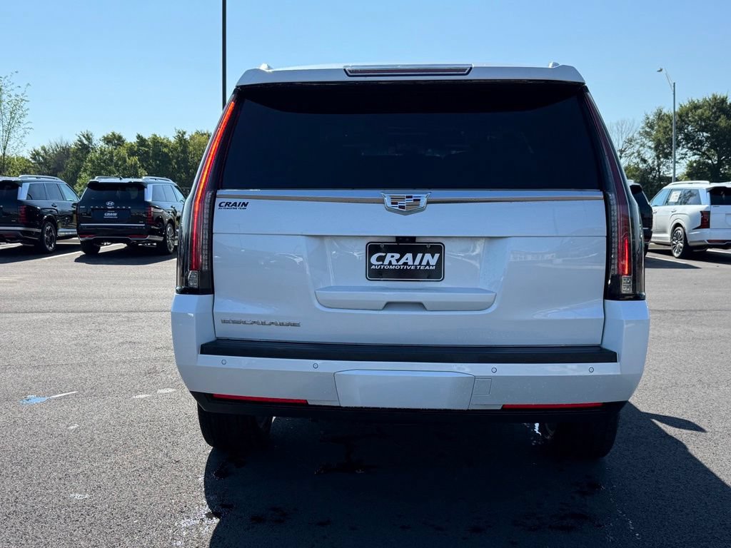 Used 2019 Cadillac Escalade Platinum AWD/4WD image 6