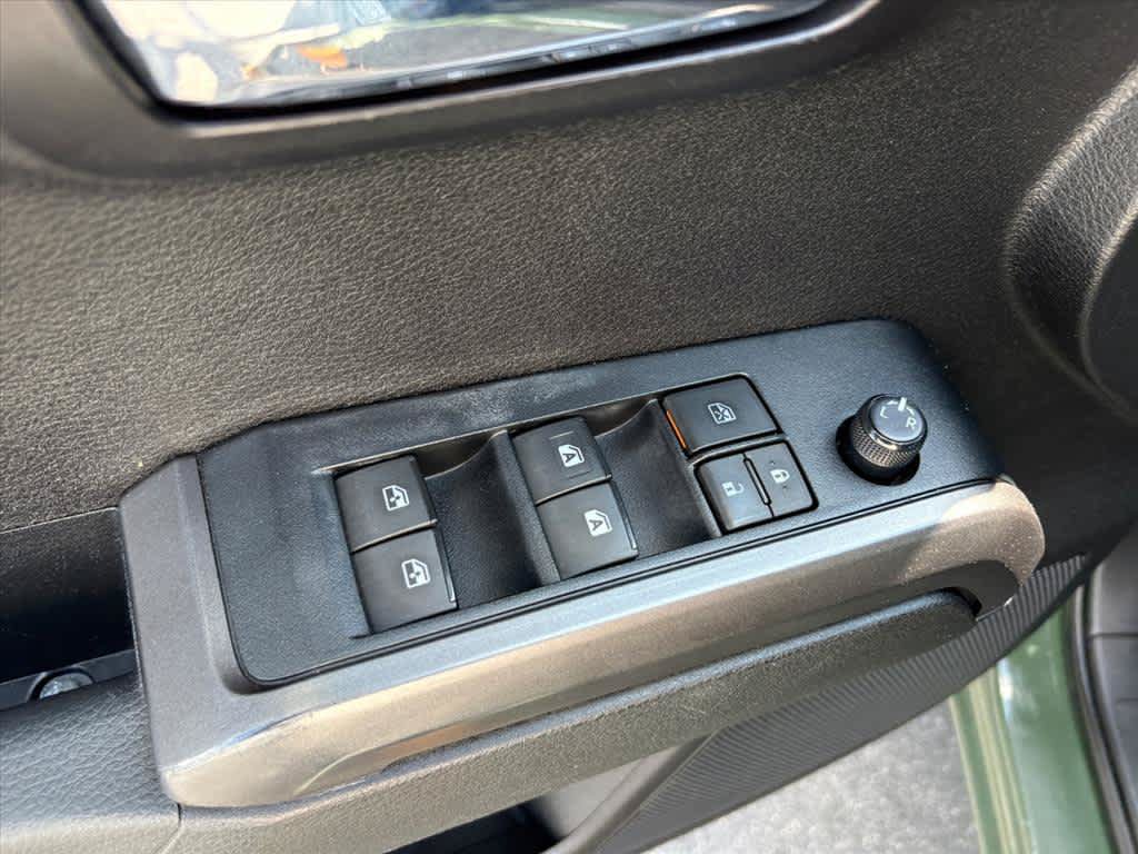 Used 2021 Toyota Tacoma TRD Off-Road w/ Technology Package AWD/4WD image 22