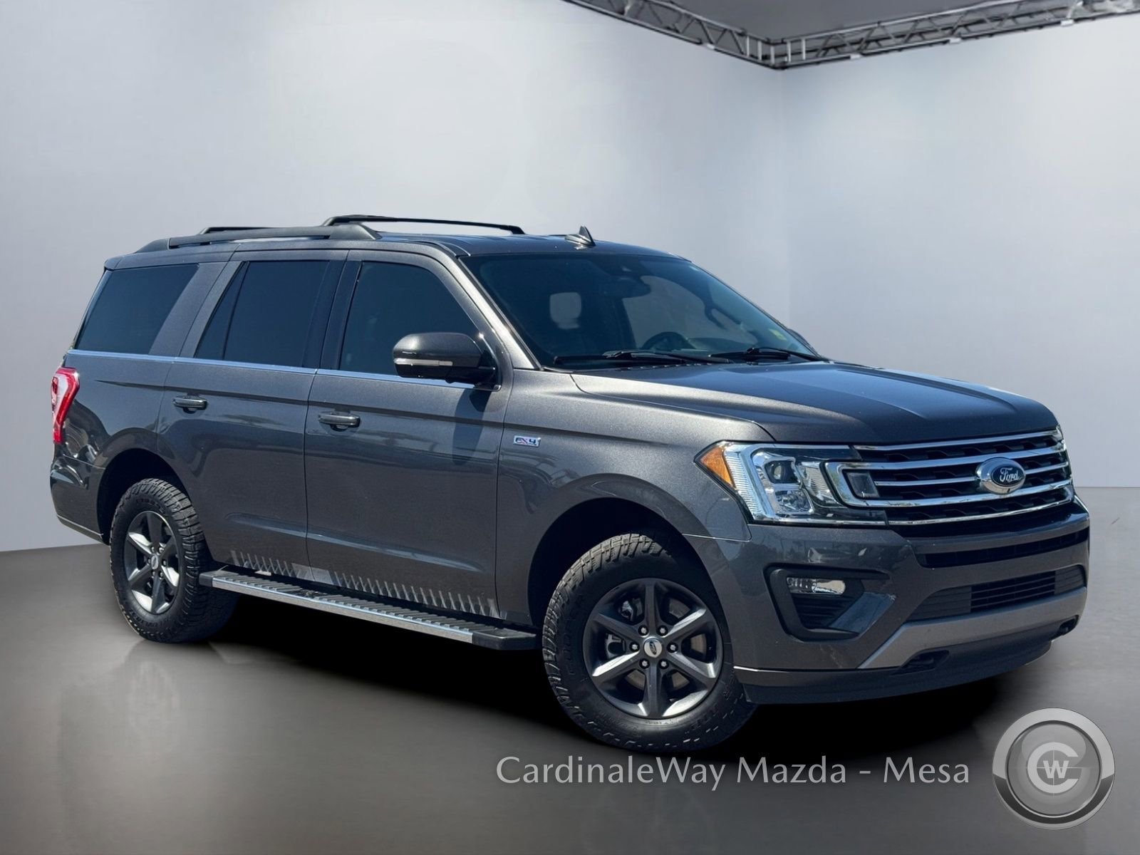 Used 2021 Ford Expedition XLT AWD/4WD image 2