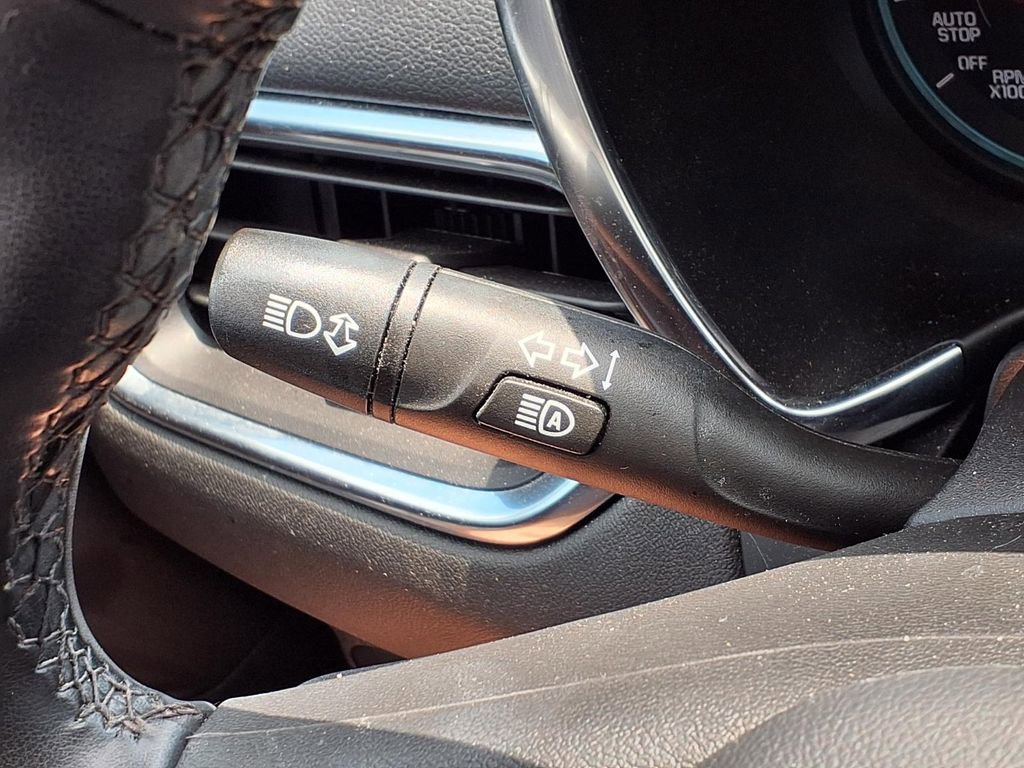 Used 2024 Chevrolet Equinox LT FWD image 22