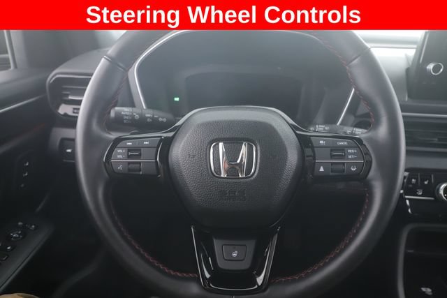 Used 2025 Honda Pilot Black Edition image 21