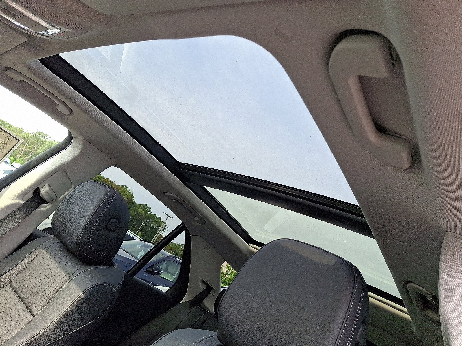 New 2026 Mercedes-Benz GLE 450 4MATIC image 9