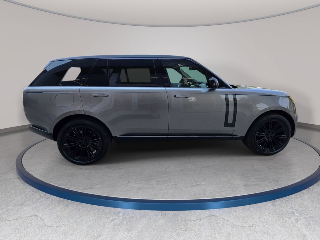 New 2026 Land Rover Range Rover Long Wheelbase SE AWD/4WD image 4