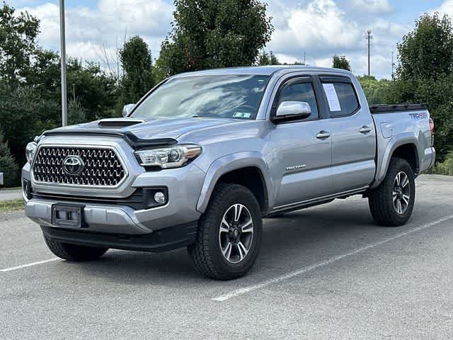 Used 2018 Toyota Tacoma TRD Sport AWD/4WD image 1