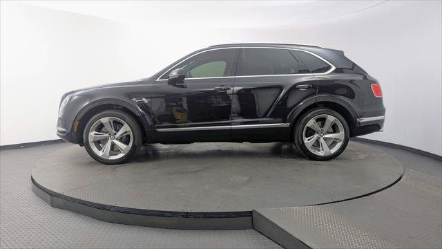 Used 2019 Bentley Bentayga AWD/4WD image 3
