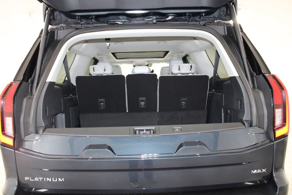 New 2026 Ford Expedition Max Platinum image 15