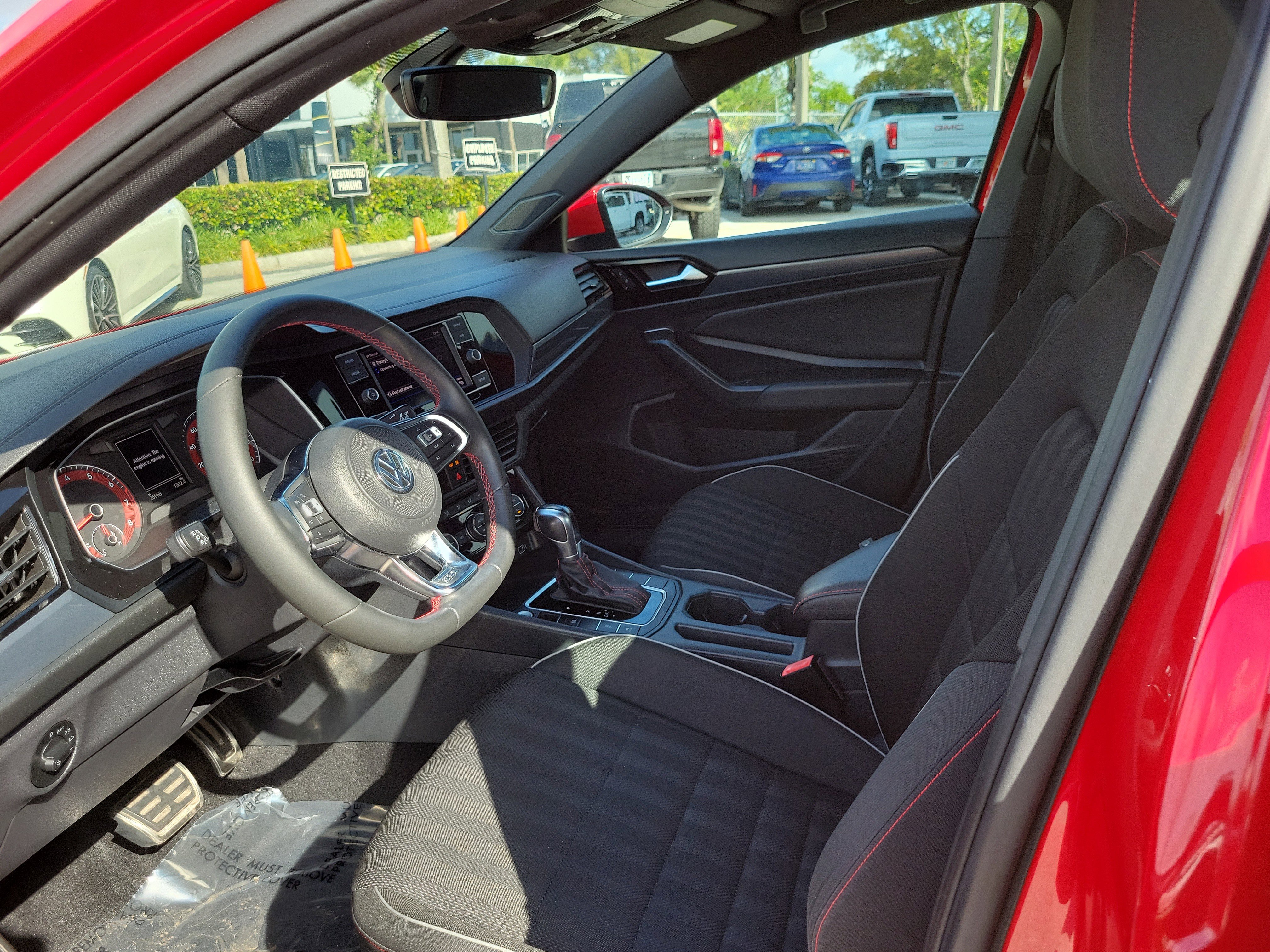 Used 2019 Volkswagen Jetta GLI FWD image 10