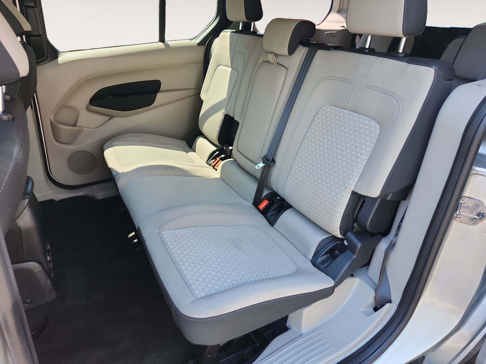 Used 2022 Ford Transit Connect XLT FWD image 13