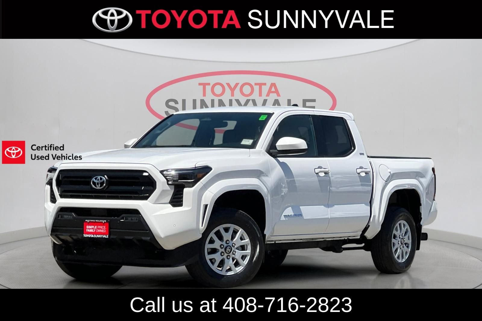 Used 2024 Toyota Tacoma SR5 AWD/4WD image 1