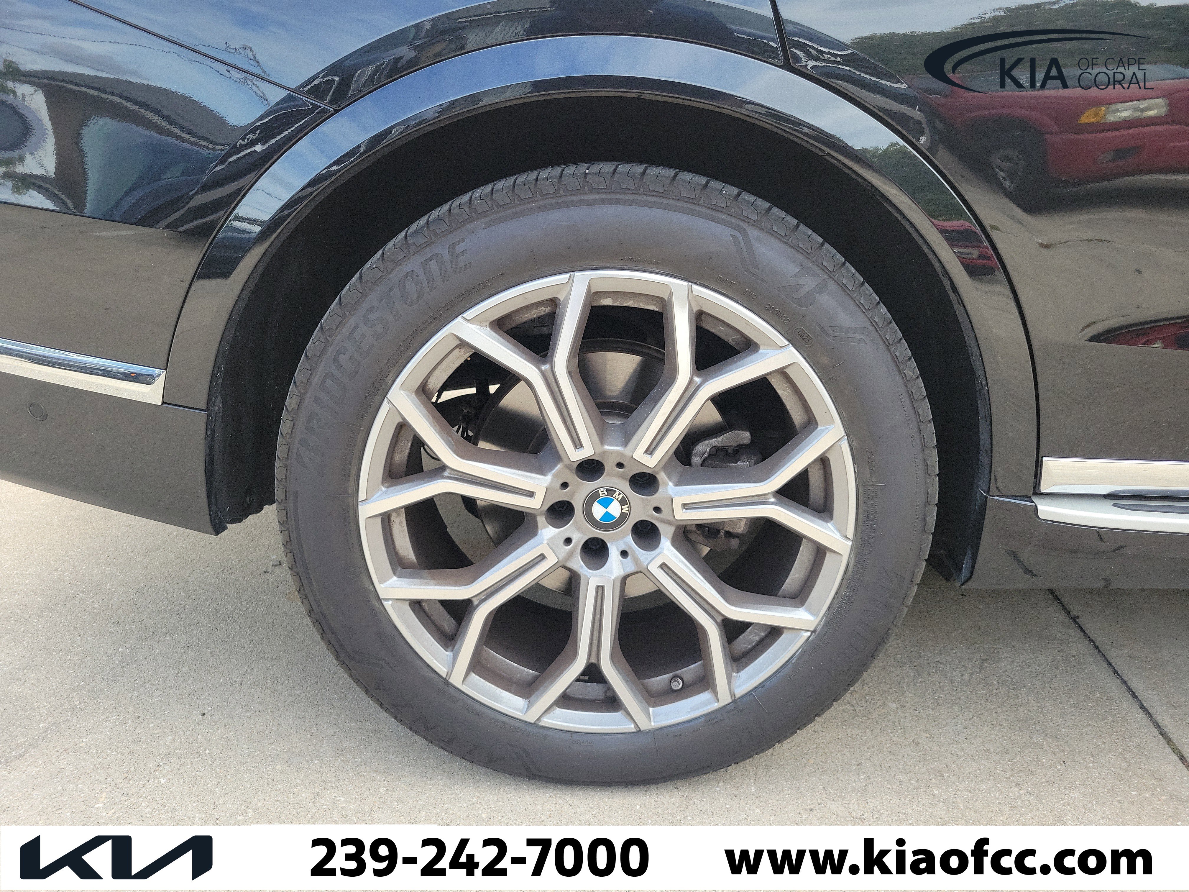 Used 2026 BMW X7 xDrive40i AWD/4WD image 8