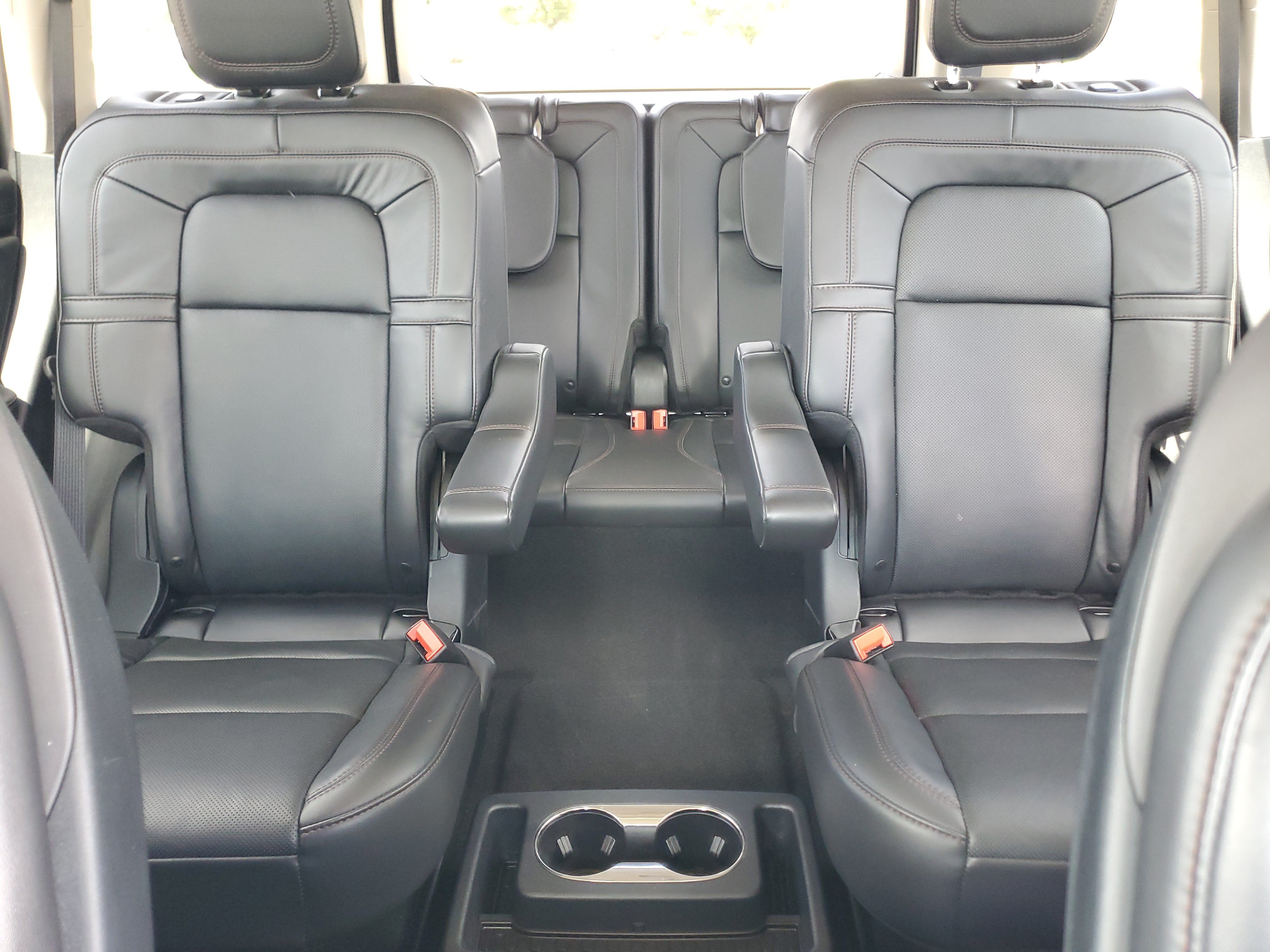 Certified 2024 Lincoln Aviator Reserve w/ Elements Package Plus AWD/4WD image 19