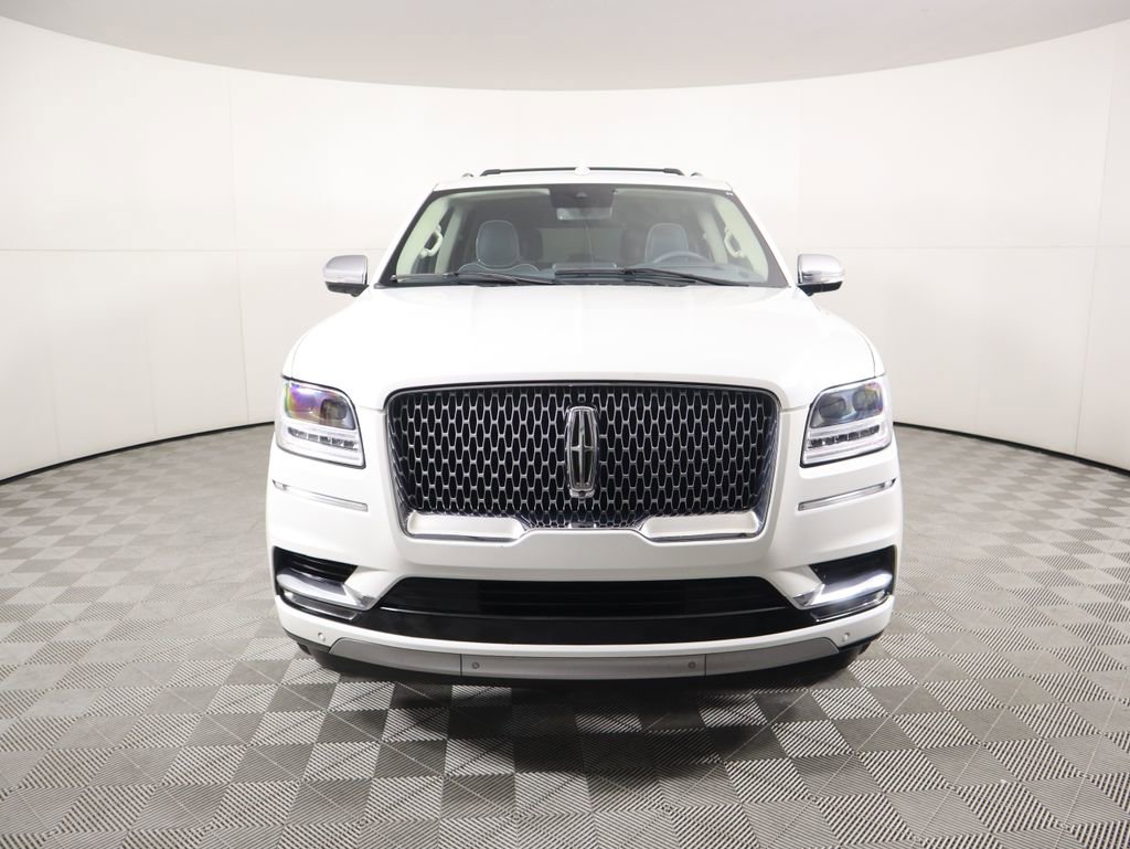 Used 2021 Lincoln Navigator L Black Label w/ Cargo Convenience Package image 2