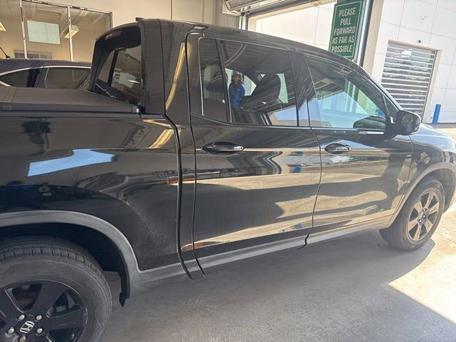 Used 2017 Honda Ridgeline Black Edition image 8