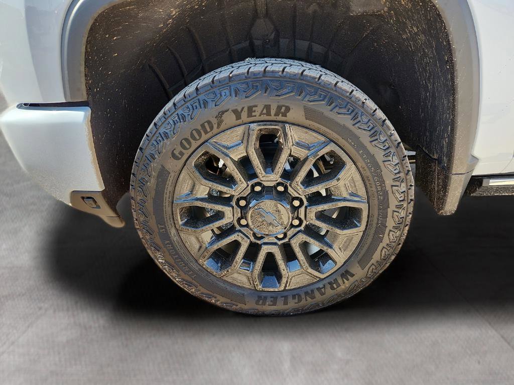 New 2026 Chevrolet Silverado 2500 High Country w/ Technology Package AWD/4WD image 9
