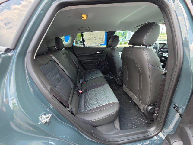 New 2026 Chevrolet Trax LT w/ Driver Confidence Package FWD image 15