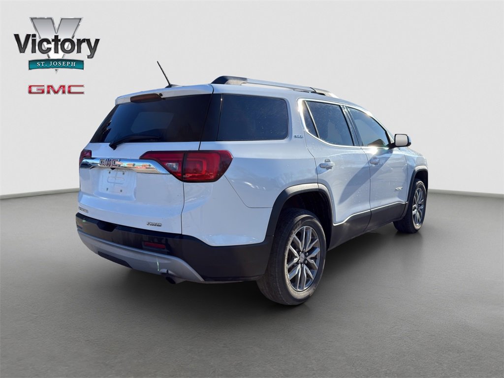 Used 2018 GMC Acadia SLE image 11