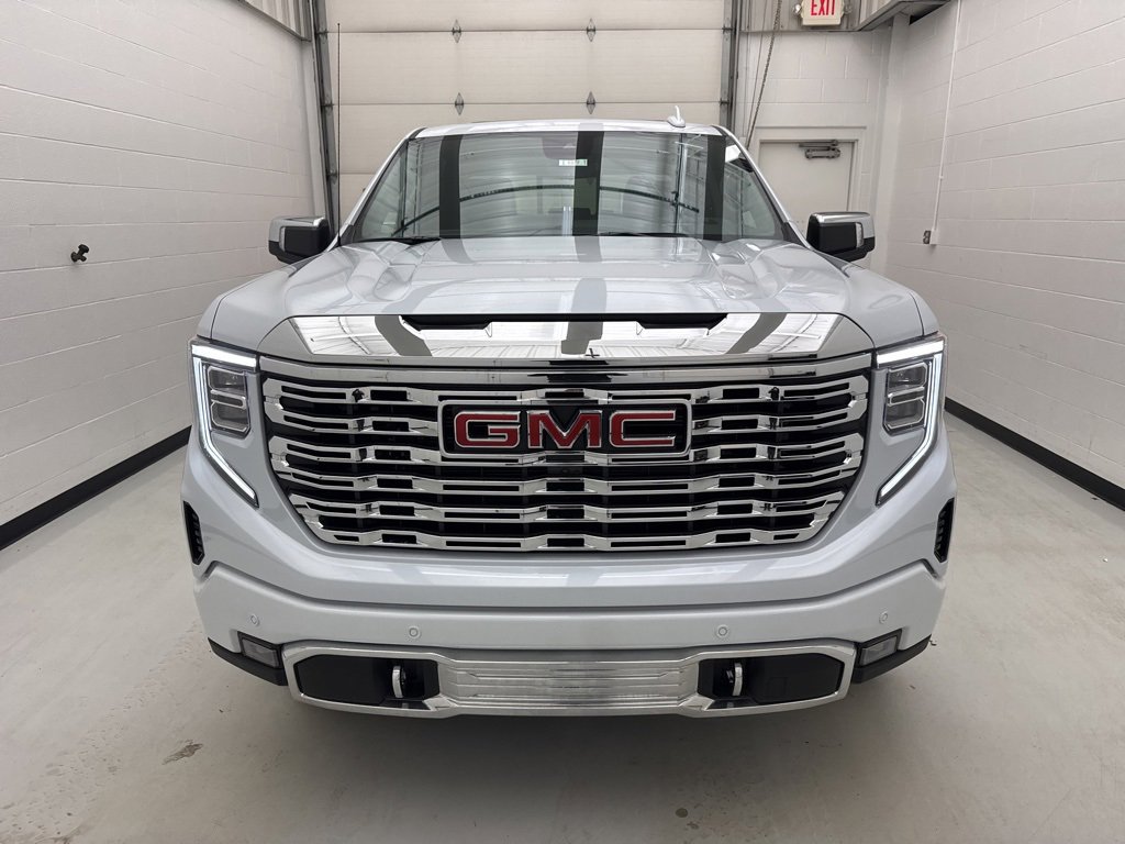New 2026 GMC Sierra 1500 Denali image 2
