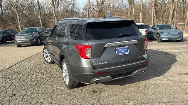 Certified 2023 Ford Explorer Platinum w/ Class IV Trailer Tow Package image 5