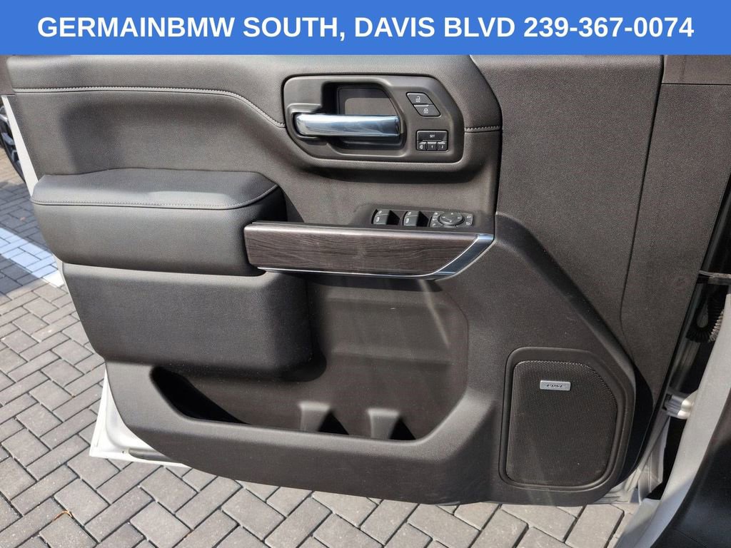 Used 2022 Chevrolet Silverado 2500 LTZ w/ LTZ Plus Package image 32