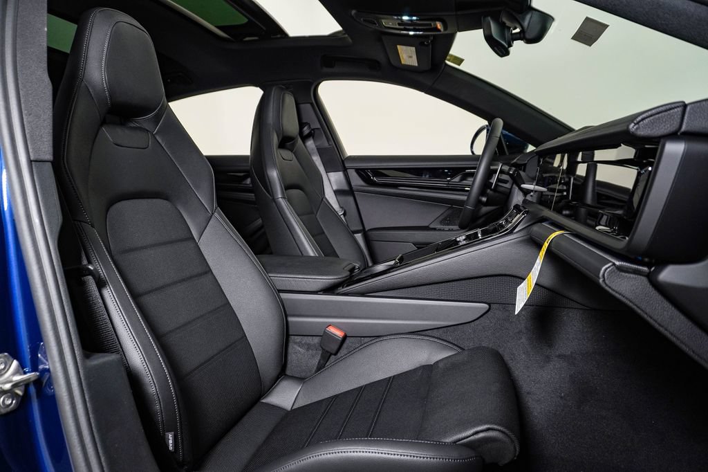 New 2026 Porsche Panamera 4 AWD/4WD image 15
