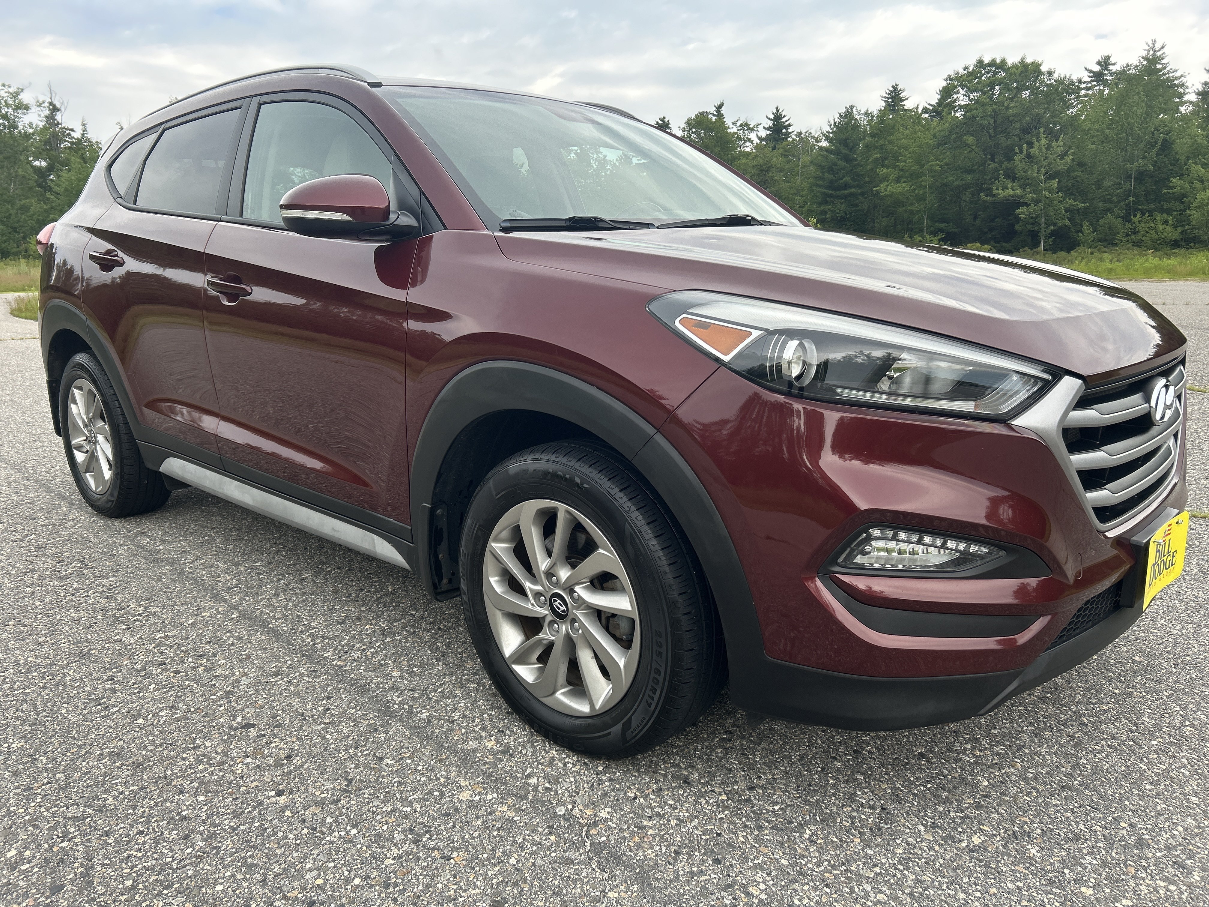 Used 2017 Hyundai Tucson SE Plus AWD/4WD image 3