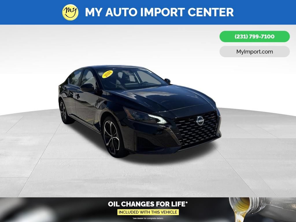 Used 2024 Nissan Altima 2.5 SR w/ SR Premium Package