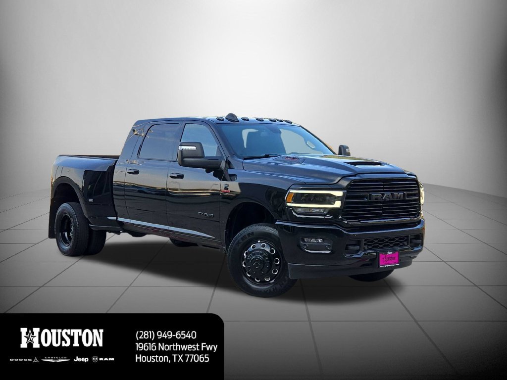 Used 2024 RAM 3500 Laramie w/ Night Edition AWD/4WD image 3