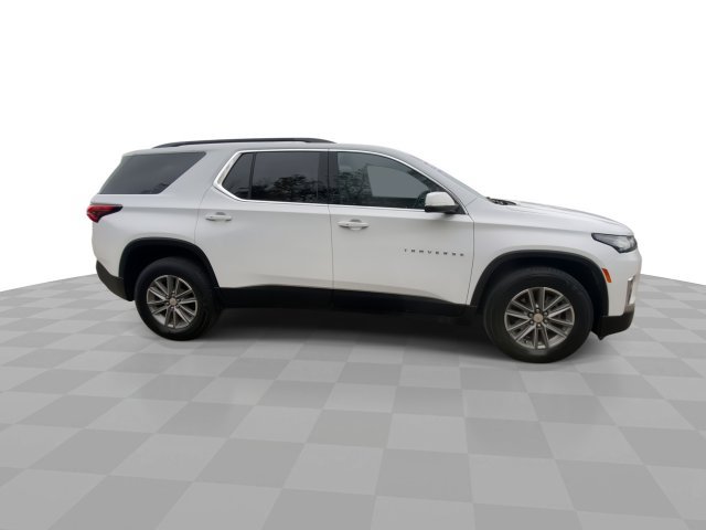 Used 2023 Chevrolet Traverse LT FWD image 3