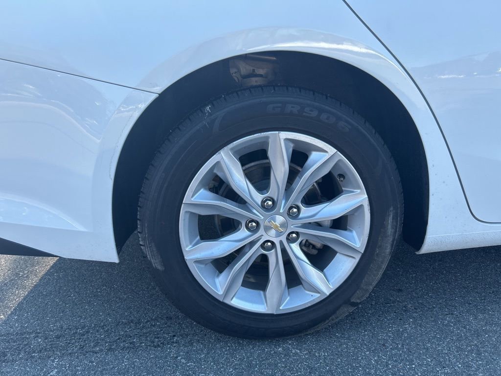 Used 2023 Chevrolet Malibu LT image 28