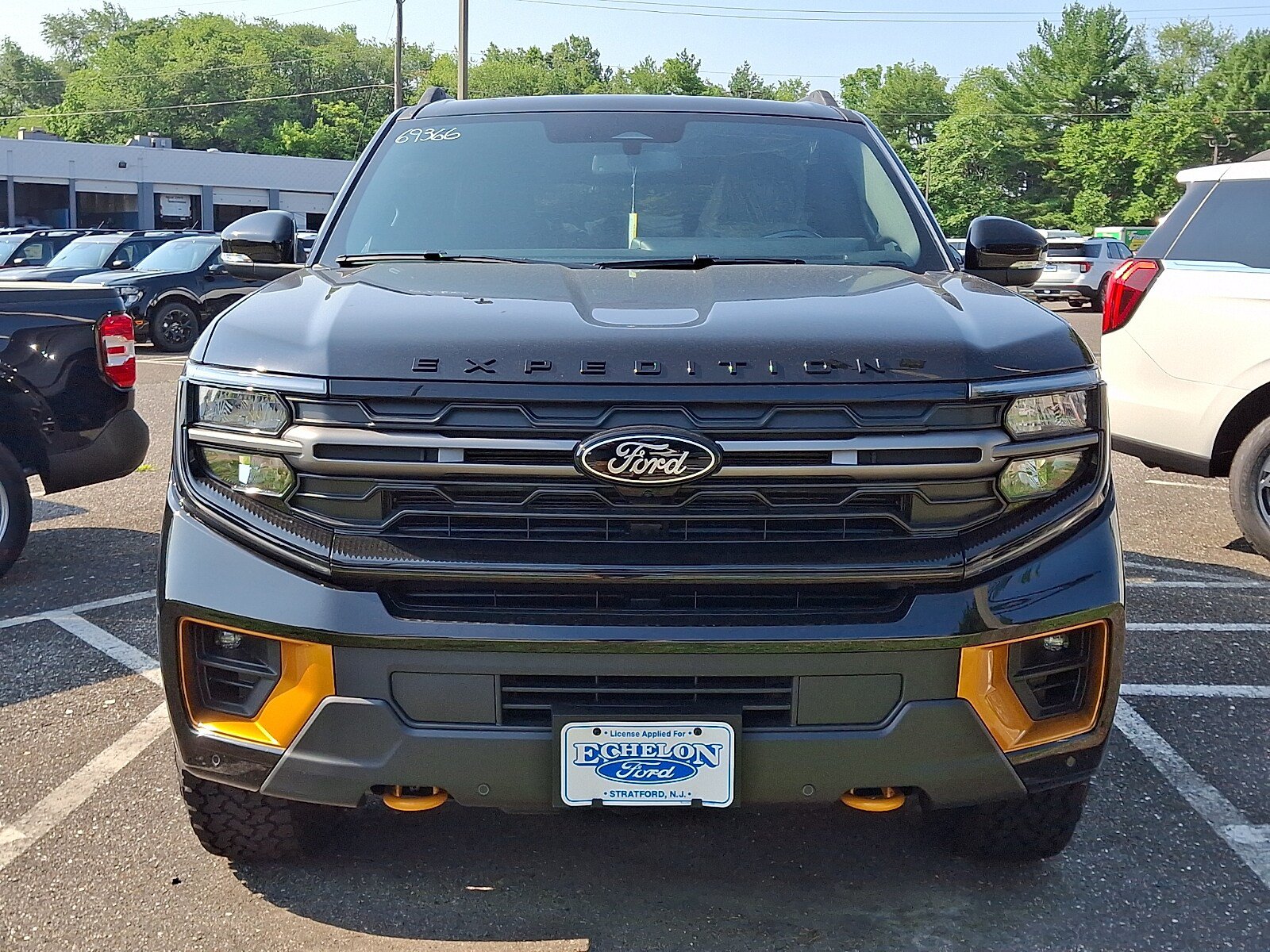 New 2026 Ford Expedition Tremor AWD/4WD image 2