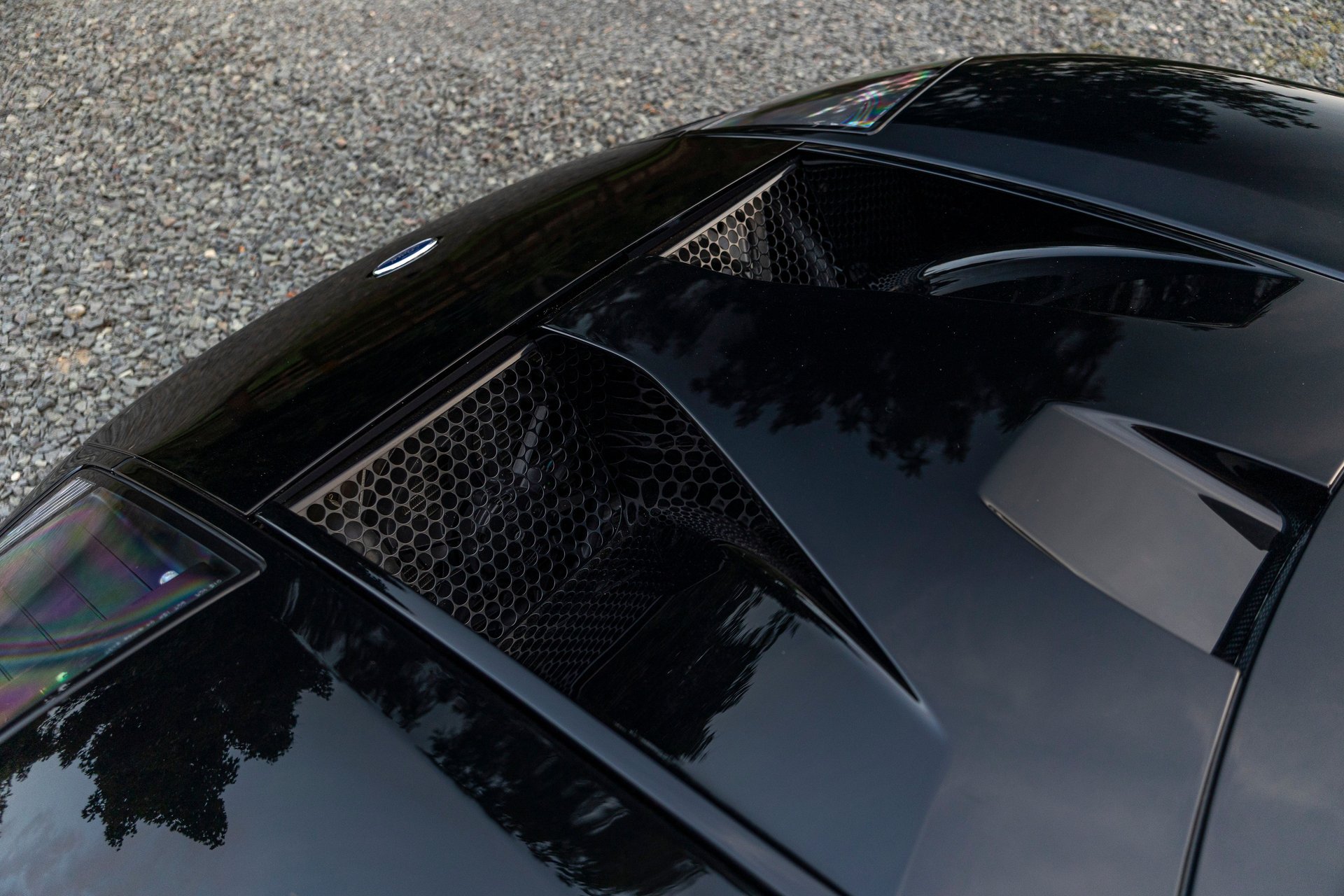Used 2006 Ford GT RWD image 38